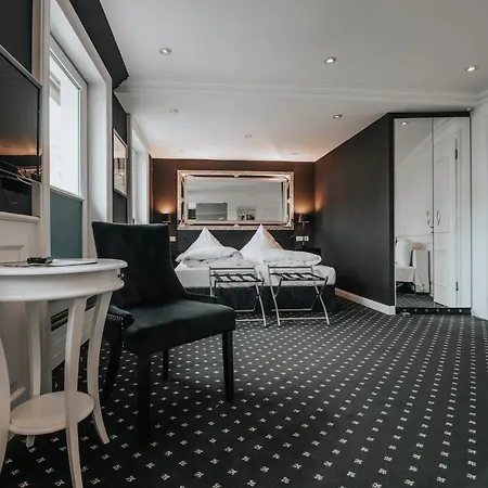 Boutique Am Rathaus - Reblaus 酒店 3*