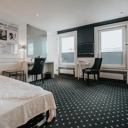 Hotel Boutique Am Rathaus - Reblaus